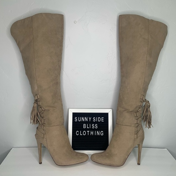 Shoe Dazzle Faux Brown Suede Stiletto Boots W/ Lace Up Backs & Tassels Size 7.5 - Picture 1 of 11